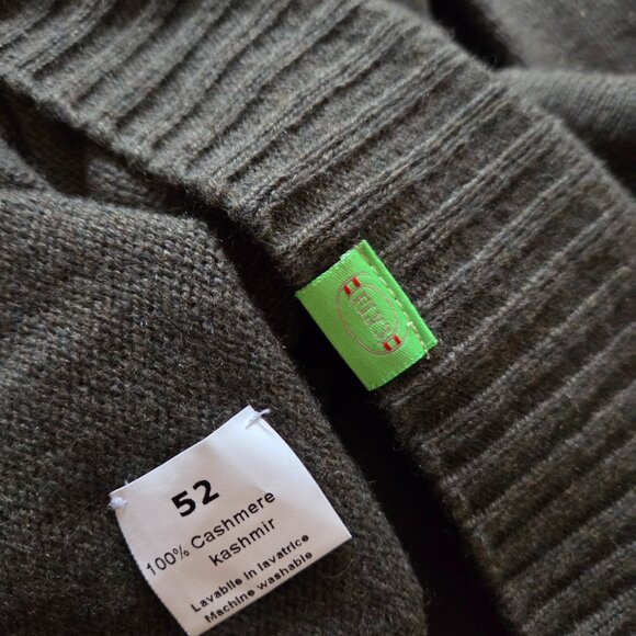 FLY3 100% Cashmere kaki crewneck sweater - Picture 9 of 9